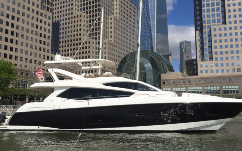 BORN TO RUN 74' Hatteras