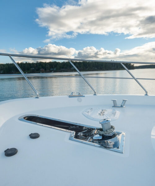 ESTANCIA 80' (24.38m) Ocean Alexander Yacht 2010