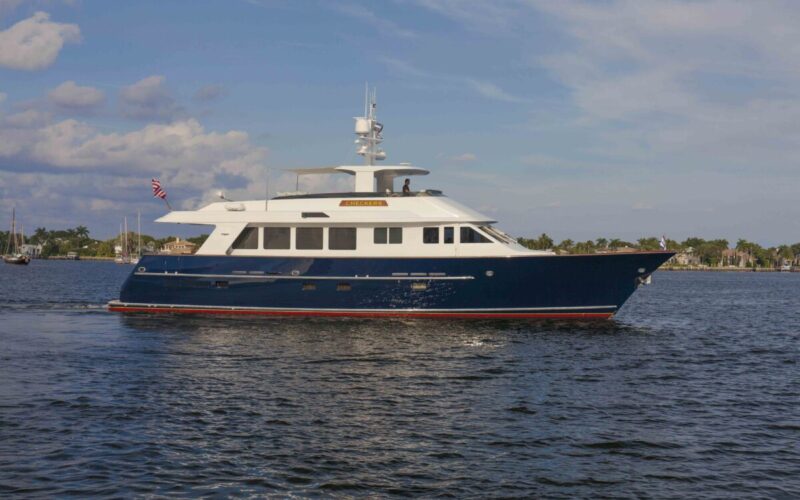 CHECKERS YACHT FOR SALE - 85′ BURGER