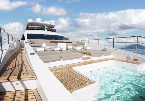 CHEERS 46 yacht for sale 140ft Benetti