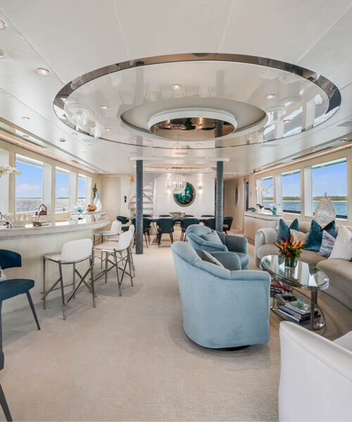 CUPCAKE 132' Westship 2001/2024 Salon