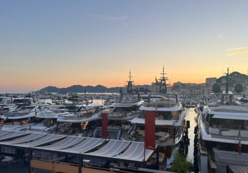 Cannes Yachting Festival 37