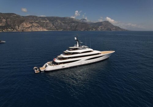 Profile of JUICE 233 foot Feadship yacht