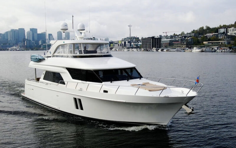 FOREVER INTREPID 72' (21.95m) Ocean Alexander 2016