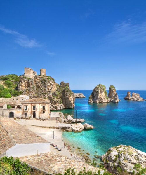 Italy yacht charter, Amalfi Coast yacht charter, Sardinia yacht rental, Sicily yacht charter, Italian Riviera boat hire, luxury yacht charter Italy, Tuscany sailing holidays, Capri yacht charter, Venice private boat hire, Italian islands charter.