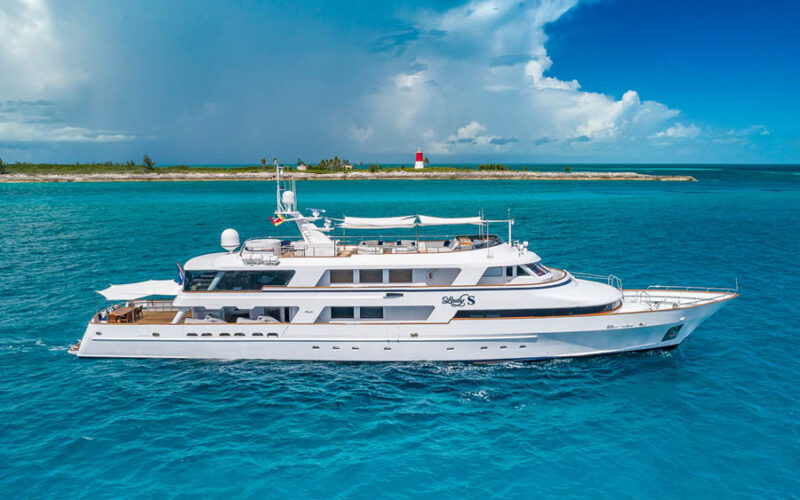 Profile of LADY S 151 foot Benetti yacht for sale