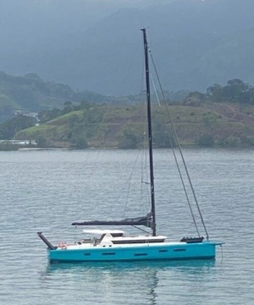 Las Brisas 68' MCP Yacht 2021 profile