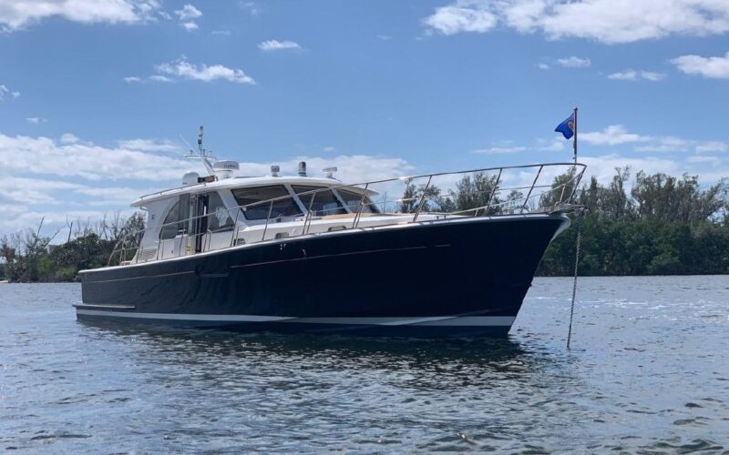 JEN EM 50' Grand Banks 2014 Profile