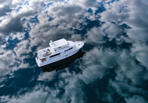 MAHALO 68-foot-hampton-endurance-658-yacht