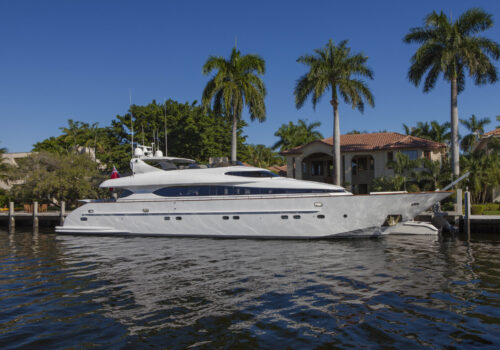 The motor yacht SASHAY sold by Worth Avenue Yachts in April 2015