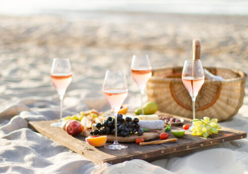 PICNIC ON BEACH