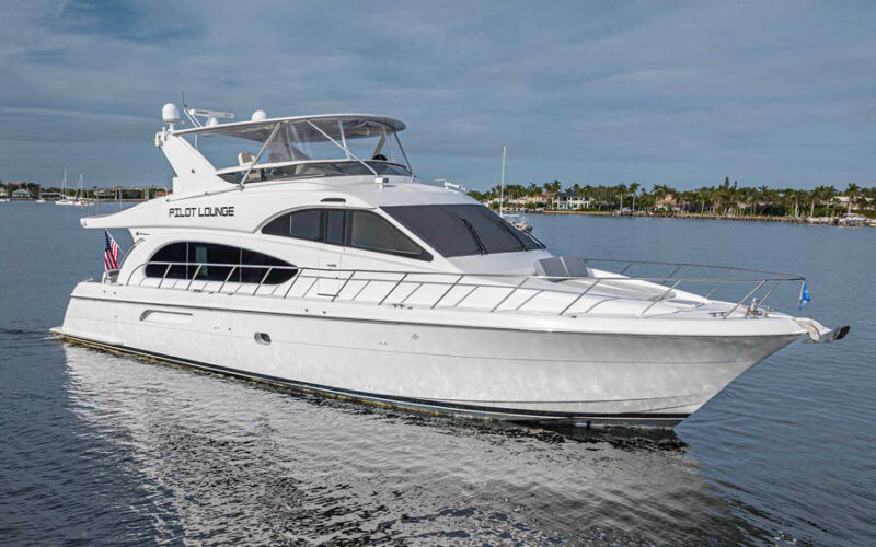 PILOT LOUNGE 64' Hatteras 2006 Profile
