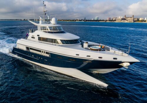 Spirit yacht Wavepiercer dual-hull motor yacht for sale catamaran