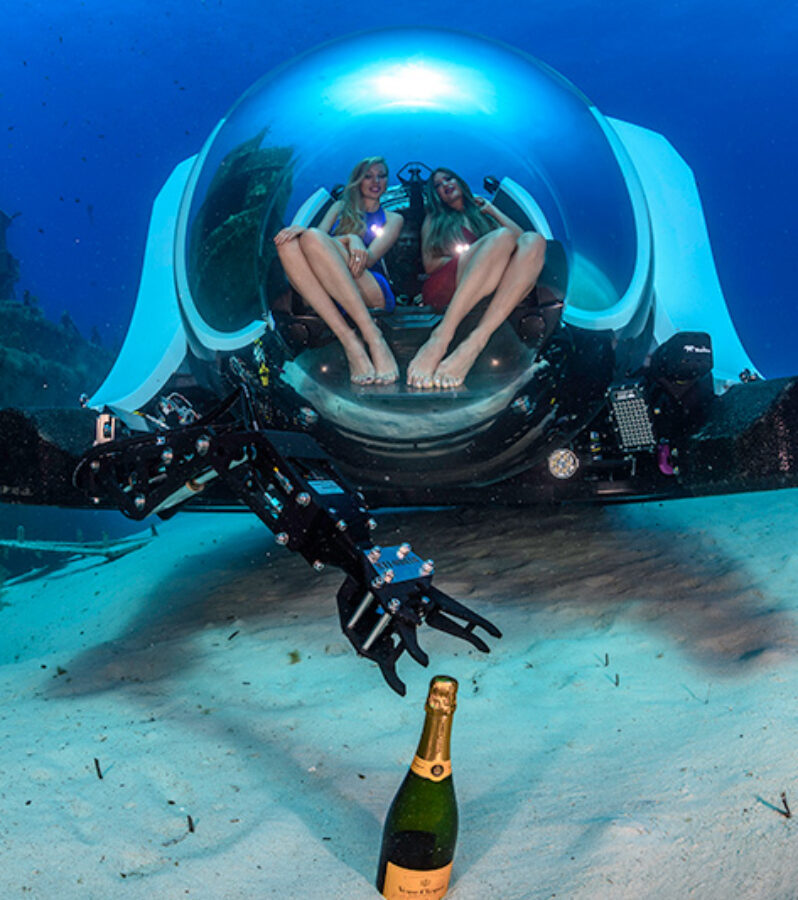 Ocean Exploring submarine, Superyacht toys, submarine