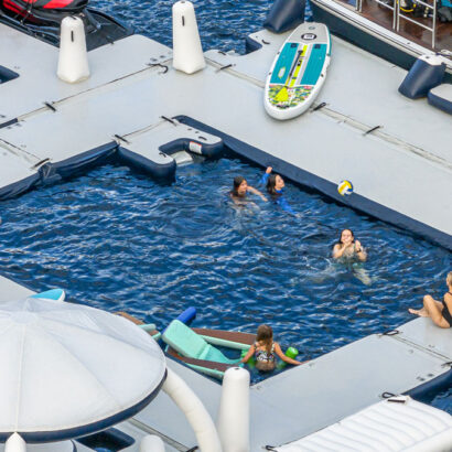 TOP FIVE II Royal Hakvoort for Charter