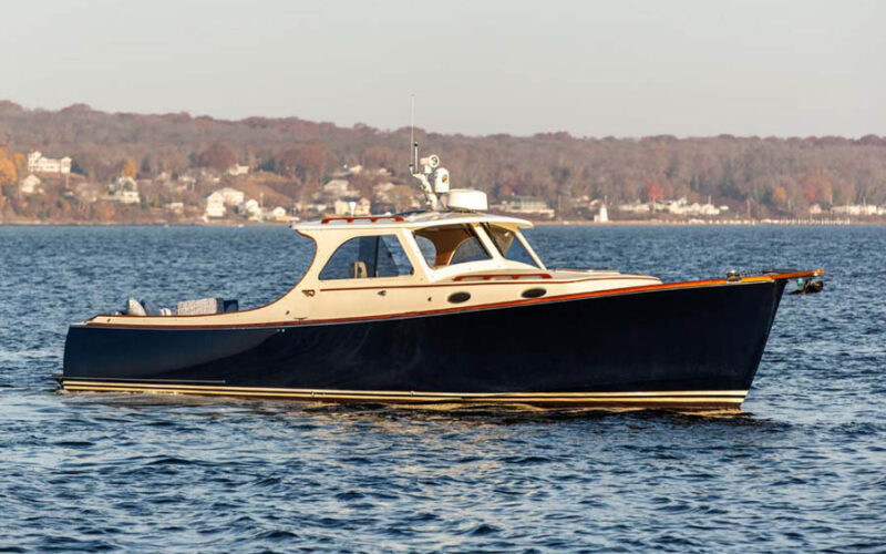 URBAN 36' Hinckley 1997.2021 Profile