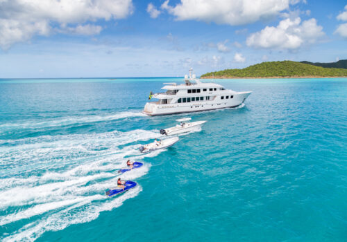 WorthAvenueYachts_MIM_Lo-2O5A3087-credit Quin BISSET0094