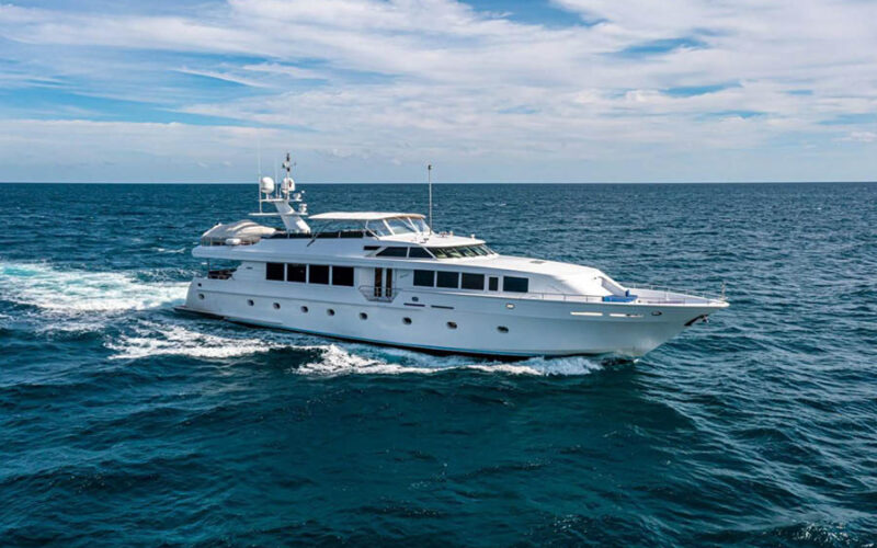 SAVANNAH 118' Intermarine 2001 Profile